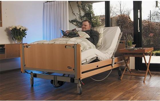 Invacare octave bariatric profiling bed